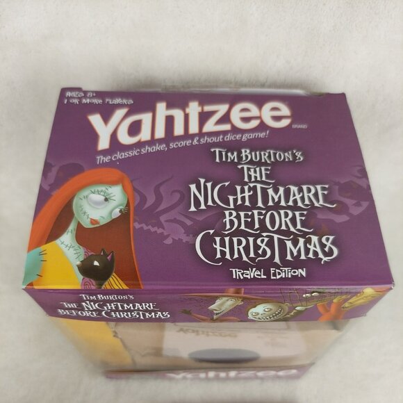 Yahtzee Tim Burton’s The Nightmare Before Christmas Travel Edition - Picture 6 of 10